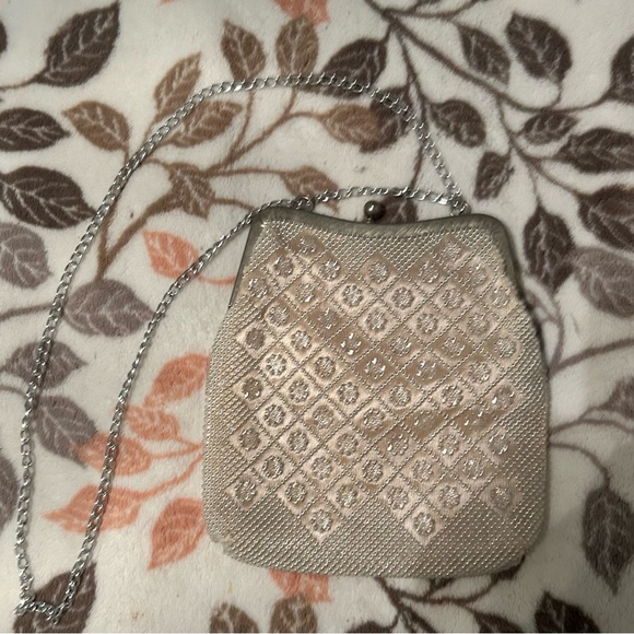 Handbags - Vintage Purse Ivory Beaded Evening Bag Chain Strap Kiss Lock Clutch Formal